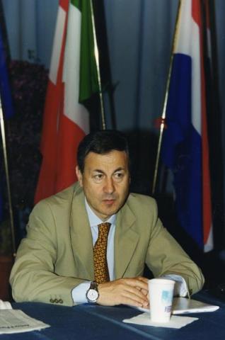 img387.jpg