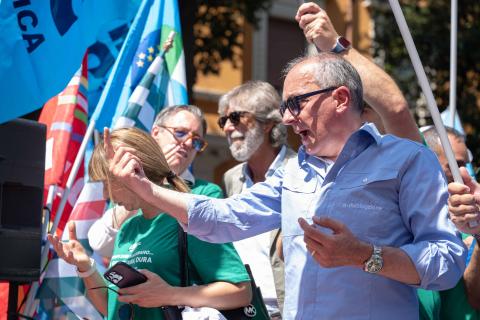 CISL-Manifestazione E-distribuzione - 039.jpg